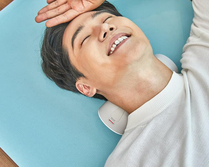 Alpha Neck Thermal Traction Massager