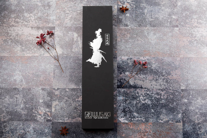 Couteau santoku Wusaki Damas 10Cr alvéolé 18cm manche en olivier