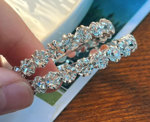 Geometric crystal stud earrings