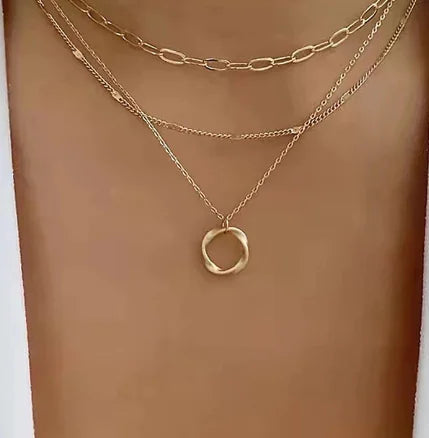 Gold layered chain and pendant necklace, vintage style