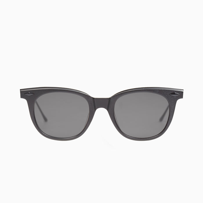 Matte Black w. Gloss Black Metal Trim / Black Lens